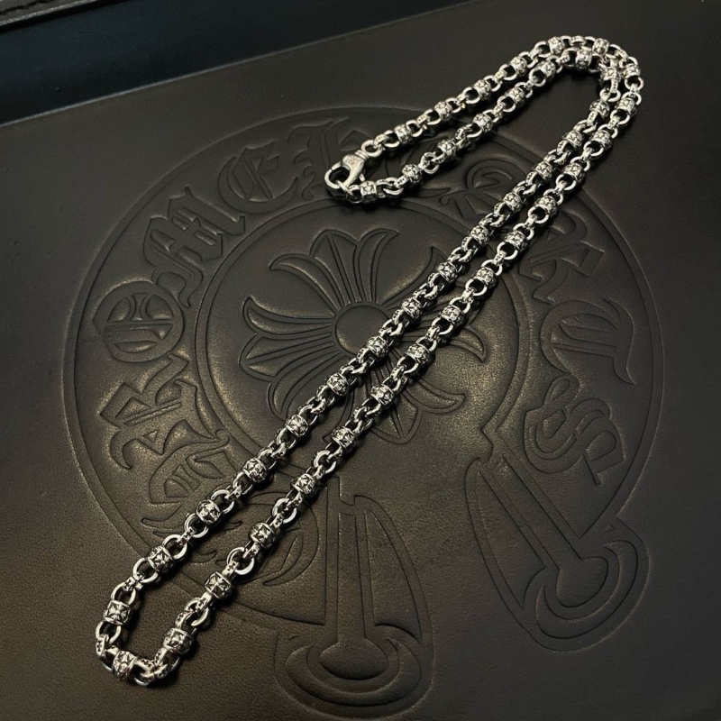 Ch*0me He**ts necklaces